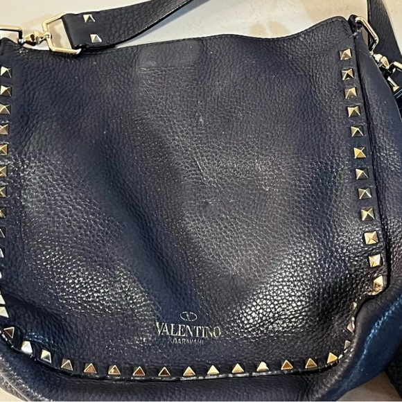 Valentino Garavani Rockstud Flip Lock
Messenger Bag Medium Navy Blue Leather - Picture 12 of 12